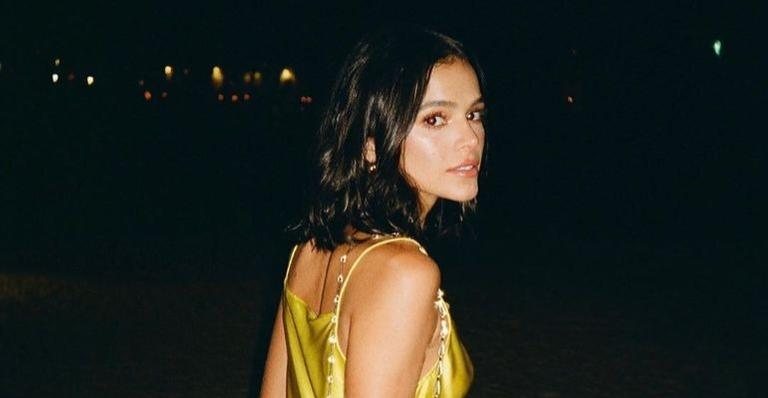 Bruna Marquezine se diverte em família no Karaokê - Foto/Instagram