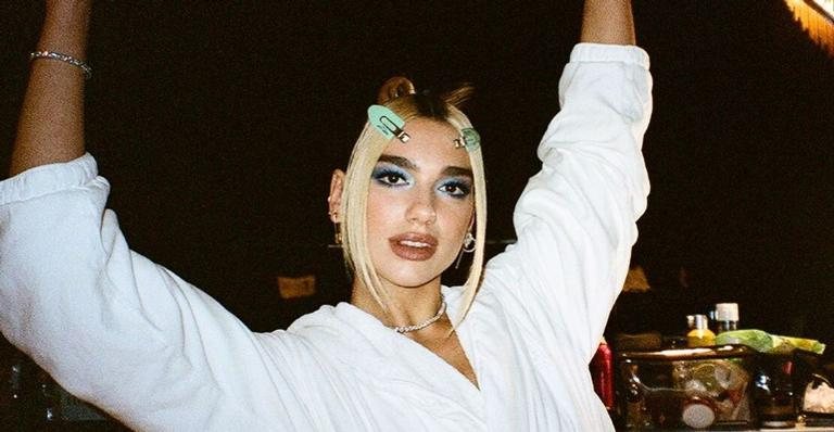 Em quarentena, Dua Lipa aproveita banho de banheira - Instagram