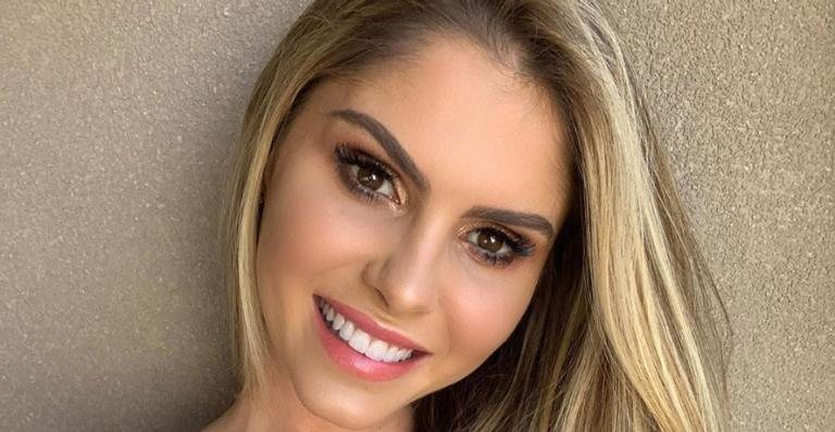 Bárbara Evans aposta em maiô vermelho e recebe elogio de fãs - Instagram