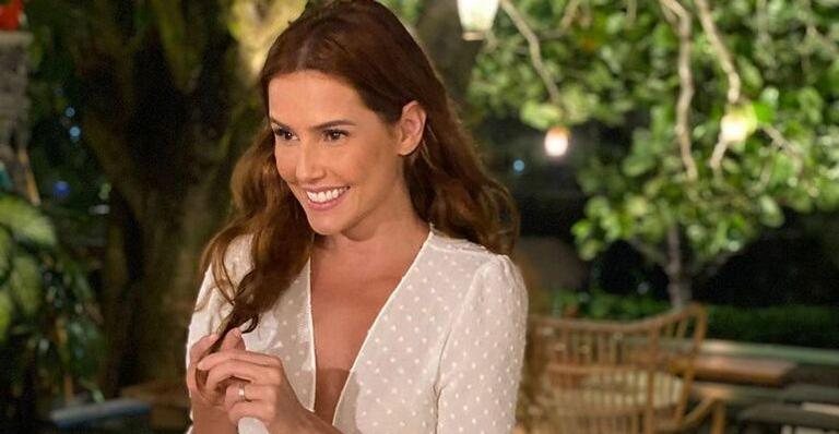 Deborah Secco impressiona com foto natural - Reprodução/Instagram