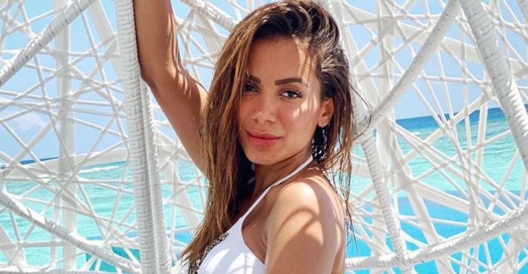 Durante isolamento, Anitta mostra marquinha de biquíni - Instagram