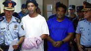 Após 32 dias, Ronaldinho Gaúcho deixa a prisão - Jorge Saenz/AP