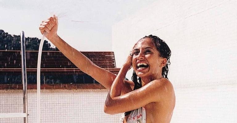 Camila Pitanga celebra a Páscoa ao lado da namorada, de sua filha e de seu ex-marido - Instagram