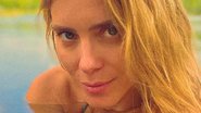 Carolina Dieckmann arranca elogios em cliques com flor - Instagram