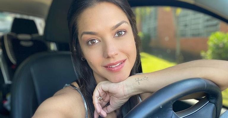 Thais Fersoza mostra vídeo fazendo exercícios com o filho - Instagram