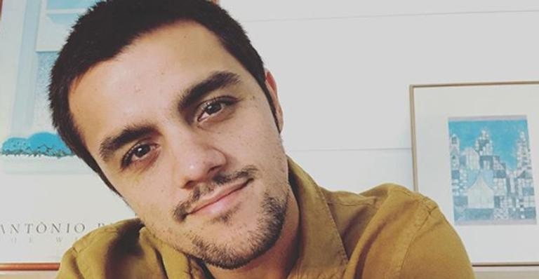 Após coronavírus, Felipe Simas deixa isolamento e comemora: ''Voltar a rotina'' - Instagram