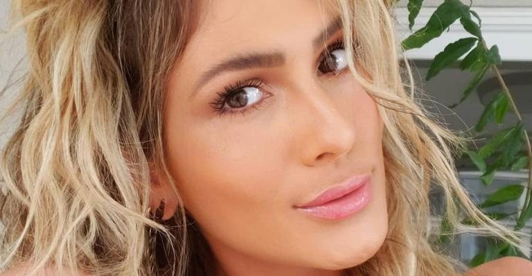 Lívia Andrade empina o bumbum e leva web ao delírio - Instagram