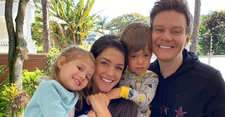 Thais Fersoza mostra seu dia com Michel Teló e os filhos - Instagram