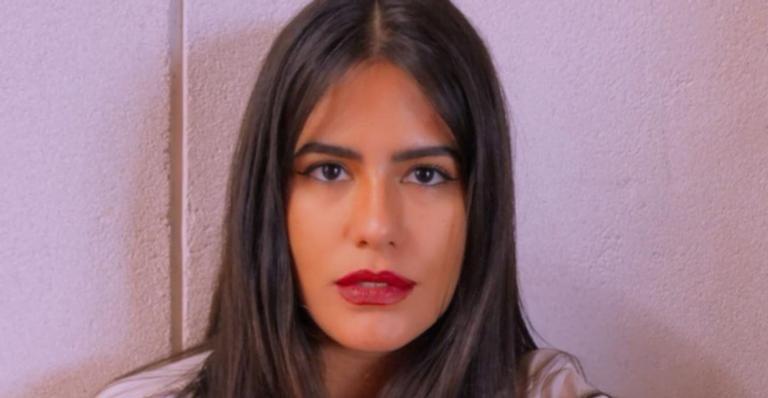 Antonia Morais arrancou elogios dos fãs ao posar só de biquíni na web - Reprodução/Instagram