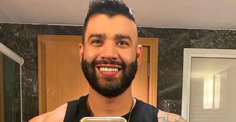 Gusttavo Lima arranca suspiros ao exibir pernas musculosas - Reprodução/Instagram