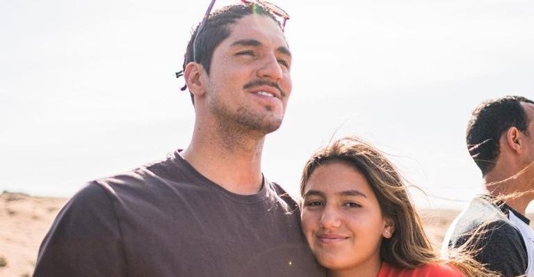 Gabriel Medina parabeniza a irmã, Sophia - Reprodução/Instagram