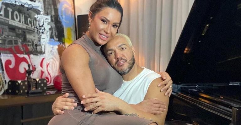 Gracyanne Barbosa e Belo completam oito anos de casados - Instagram