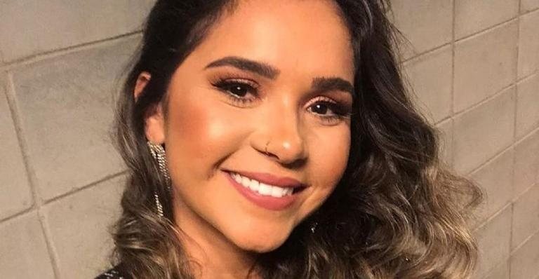 Gizelly Bicalho arranca elogios com post motivacional na web - Instagram