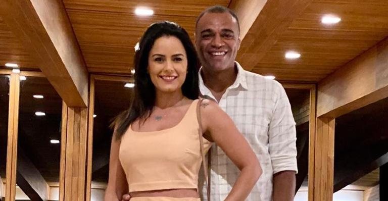 Luciele Di Camargo se declara para Denílson - Instagram