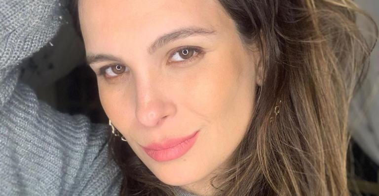 Exibindo a barrigão de 6 meses, Kamilla Salgado anuncia live para o chá de bebê - Reprodução/Instagram