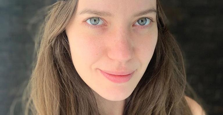 Nathalia Dill arranca suspiros ao exibir selfie sem maquiagem na web - Instagram