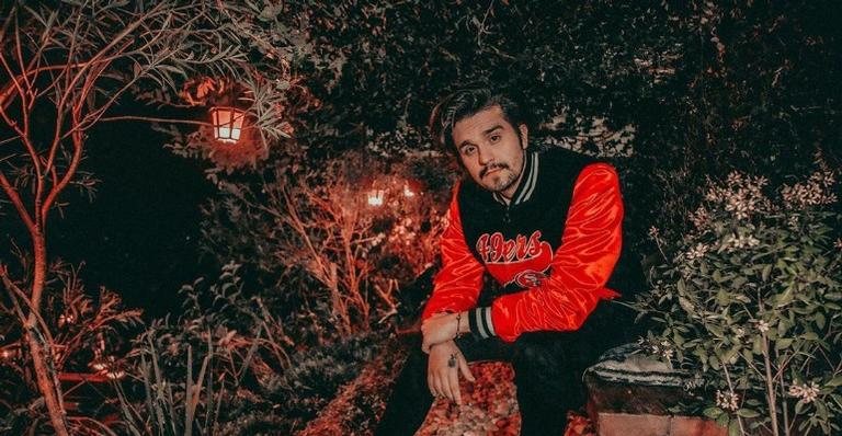 Fãs de Luan Santana vão à loucura com novo clique do galã - Instagram