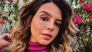 Giovanna Lancellotti se diverte ao dar banho de seu cãozinho - Reprodução/Instagram