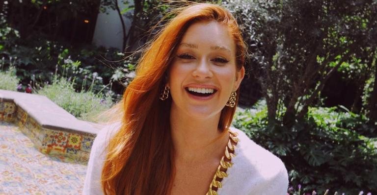 Marina Ruy Barbosa posa com os pais e beleza impressona - Reprodução/Instagram