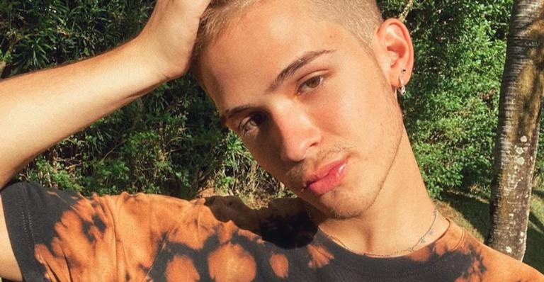 João Guilherme retoca raiz do cabelo e revela saudade de Jade Picon na web - Reprodução/Instagram