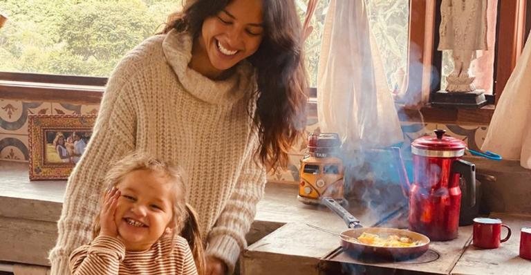 Yanna Lavigne exibe clique divertido da filha e fãs se derretem - Reprodução/Instagram