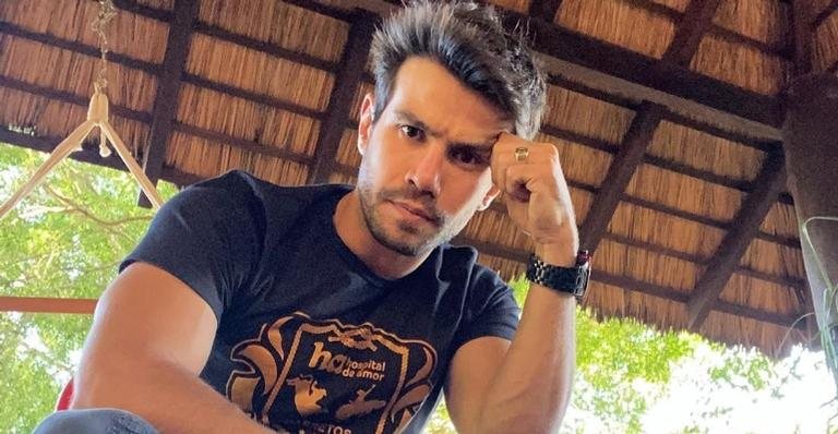 Sertanejo Mariano é um dos participantes de A Fazenda - Reprodução/Instagram