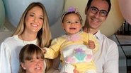 César Tralli posa em família e se derrete pela filha - Reprodução/Instagram