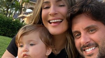 Claudia Leitte surge dançando com Bela e com o marido - Reprodução/Instagram