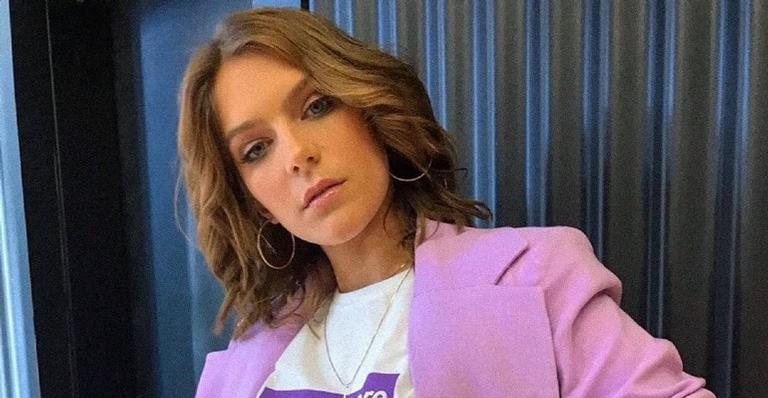 Isabella Santoni surge de cabelo rosa e deixa a web babando - Reprodução/Instagram