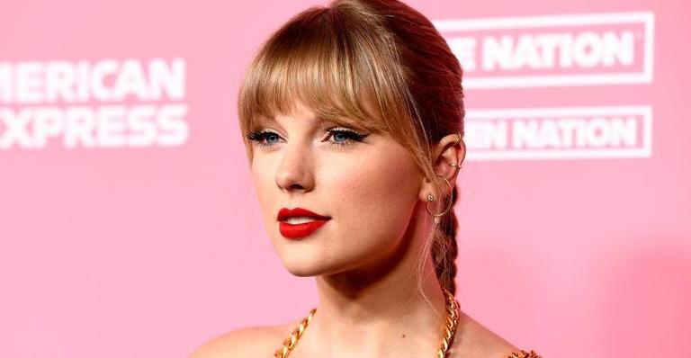 Taylor Swift surpreende fãs ao anunciar lançamento de novo álbum feito durante a quarentena - Getty Images