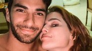 Deborah Secco compartilha clique tomando sol com o marido - Reprodução/Instagram