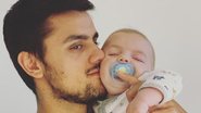 Felipe Simas encanta as redes ao postar clique com o caçula - Reprodução/Instagram