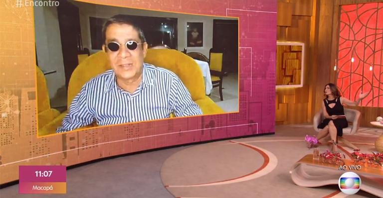 Zeca Pagodinho comenta sucesso de foto de roupão - Reprodução/TV Globo