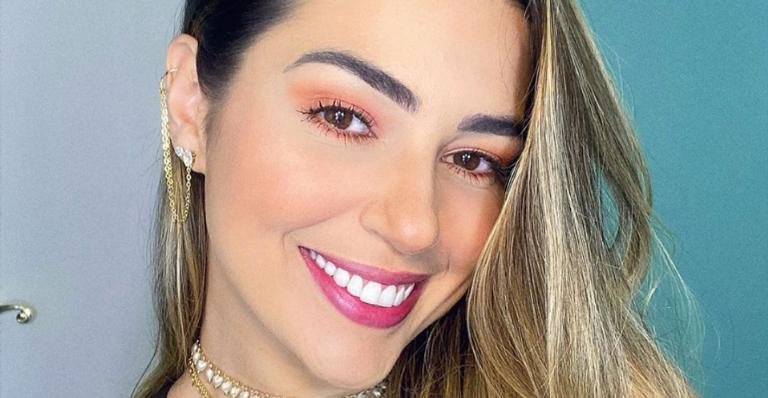 Vivian Amorim recebe chuva de elogios ao posar de biquíni - Reprodução/Instagram