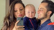 Thammy encanta ao posar com a esposa e o filho - Reprodução/Instagram