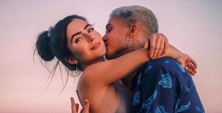 Jade Picon e João Guilherme surgem em clima de romance na praia - Reprodução/Instagram