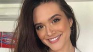 Juliana Paiva posta foto em frente ao estúdio da novela - Reprodução/Instagram