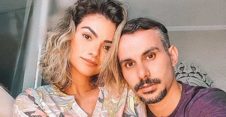 Em clima de romance, Kelly Key posa coladinha ao marido - Reprodução/Instagram