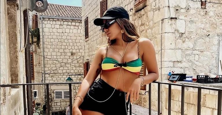 No roteiro de viagens, Roma, Salerno e Sardenha são alguns dos lugares que Anitta fez questão de conhecer e descansar - Reprodução/Instagram