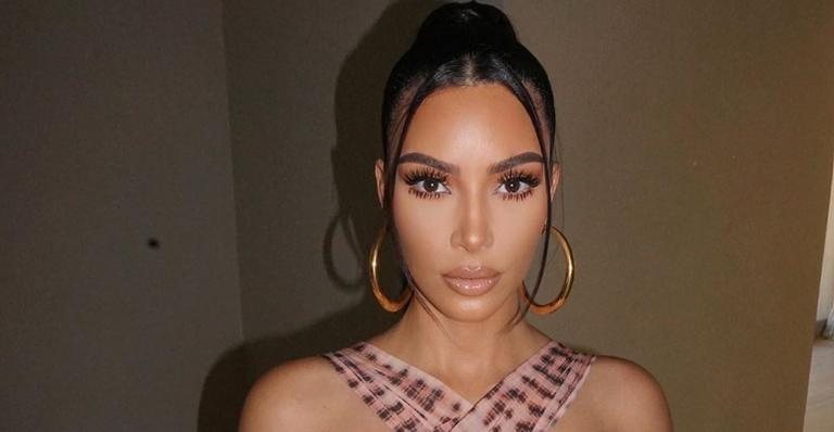 Kim Kardashian diverte a web ao mostrar o resultado de uma sequência de cliques de suas filhas North e Chicago - Reprodução/Instagram