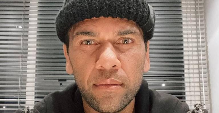 Daniel Alves faz agradecimento após passar por cirurgia - Reprodução/Instagram