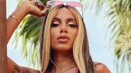 Anitta surge rebolando com saia de mais de R$8,5 mil - Reprodução/Instagram