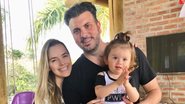 Thaeme arranca suspiros ao relembrar lindo clique de sua infância - Reprodução/Instagram