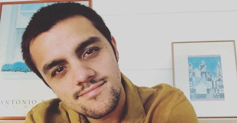 Felipe Simas comove ao lamentar morte da avó - Reprodução/Instagram