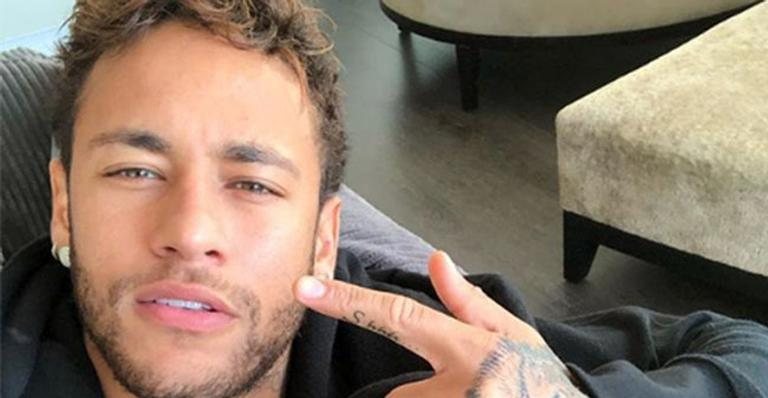 Neymar Jr. surge cantando na web e manda indireta: ''Superei, mas não manda mensagem'' - Reprodução/Instagram