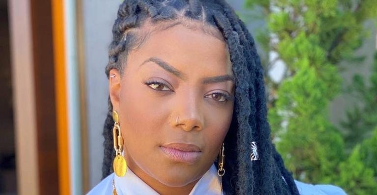 Ludmilla posa de biquíni e web baba em abdômen definido - Reprodução/Instagram