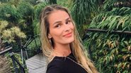 De biquíni, Yasmin Brunet exibe barriga negativa - Reprodução/Instagram