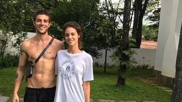 Chay comemora aniversário de Laura Neiva com lindo clique - Reprodução/Instagram