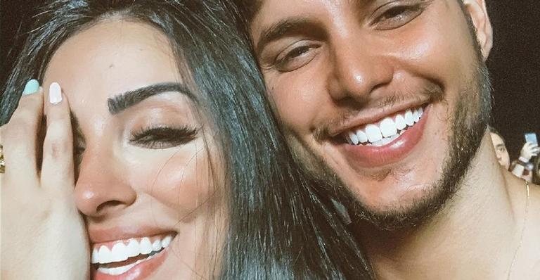 Jade Seba e Bruno Guedes surgem de chamego em fotos na web - Reprodução/Instagram