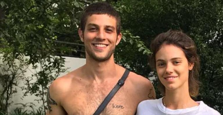 Chay resgata lindo clique feito por sua amada, Laura Neiva durante uma viagem do casal - Reprodução/Instagram